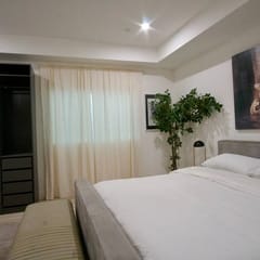 NoHo Urban Retreat | Centrally Located